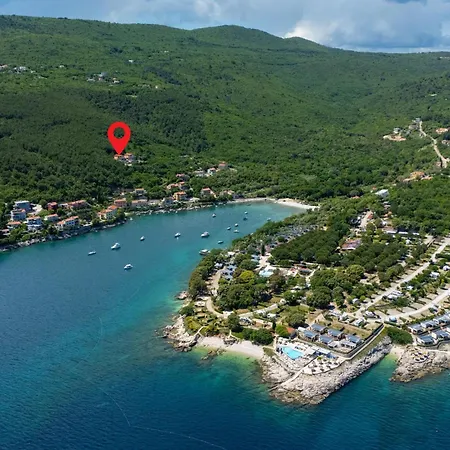 Marina بيت للعطل Sveta Marina